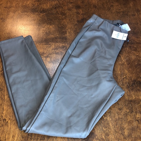 Express faux Leather XS Pants NWT - Picture 2 of 14